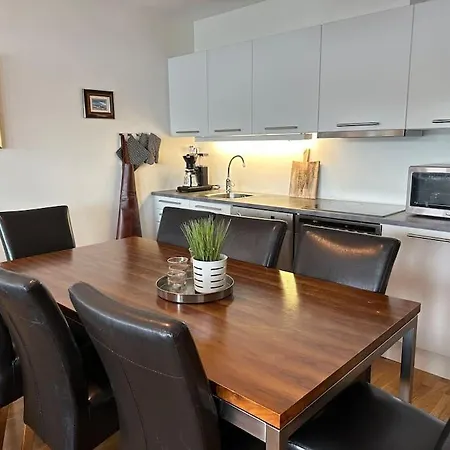 Apartament Nydelig Ferieleilighet Pa Bryggekanten Korshamn (Vest-Agder)