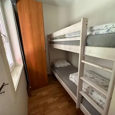 Nydelig Ferieleilighet Pa Bryggekanten * Korshamn (Vest-Agder)